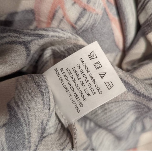 Kendall & Kylie Strapless Smocked Back Leaf Print Romper - Picture 8 of 11